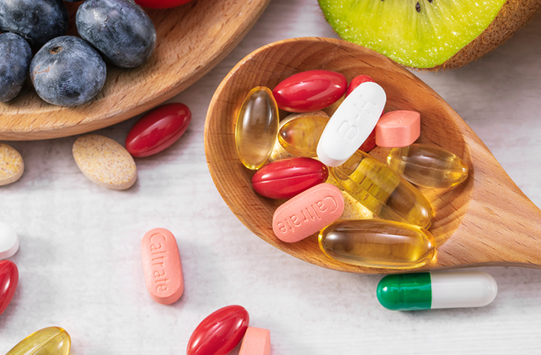 Vitamin and mineral supplements and fatigue: a prospective study